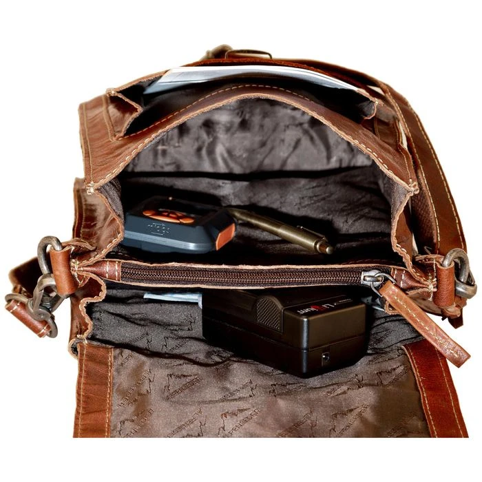 Alpenleder Umhängetasche Galileo, Echt Leder, 21 X 28 X 15cm, Brandy 4 Alpenleder Umhängetasche Galileo, Echt Leder, 21 X 28 X 15cm, Brandy – Bild 2