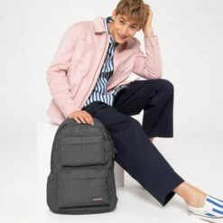 Eastpak Rucksack Padded Double Black Denim, Dunkelgrau, Laptopfach, Nylon, 24L, 47cm -Eastpak Shop 3d2e97c49024220a768d9e4af1b5a4041645745d rucksack eastpak padded double black denim