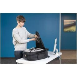 Kensington Business-Trolley Contour 2.0 17 Pro Overnight, K60384WW, Polyester, Mit Laptopfach, Schwarz, 23L 17 Kensington Business-Trolley Contour 2.0 17 Pro Overnight, K60384WW, Polyester, Mit Laptopfach, Schwarz, 23L -Eastpak Shop 600f217163591c3f6558ff568cb9555324e5363d business trolley kensington contour 2.0 17