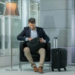 Dicota Laptoptasche Eco Slim Case Pro, D30990-RPET, Bis 14,1 Zoll / 35,8 Cm Laptops, Recyceltes PET -Eastpak Shop 8a8c8868eb6011898688e2e7d387c2e2aabc5b54 laptoptasche dicota eco slim case pro d30990 rpet