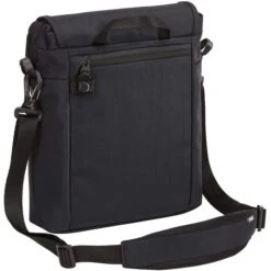 Thule Umhängetasche Paramount Crossbody Bag, PARASB2110, Nylon, 27 X 29 X 4cm, Schwarz -Eastpak Shop b9a5663bbf44c85ef17fa66f0fe76cedcd903844 umhaengetasche thule paramount crossbody bag